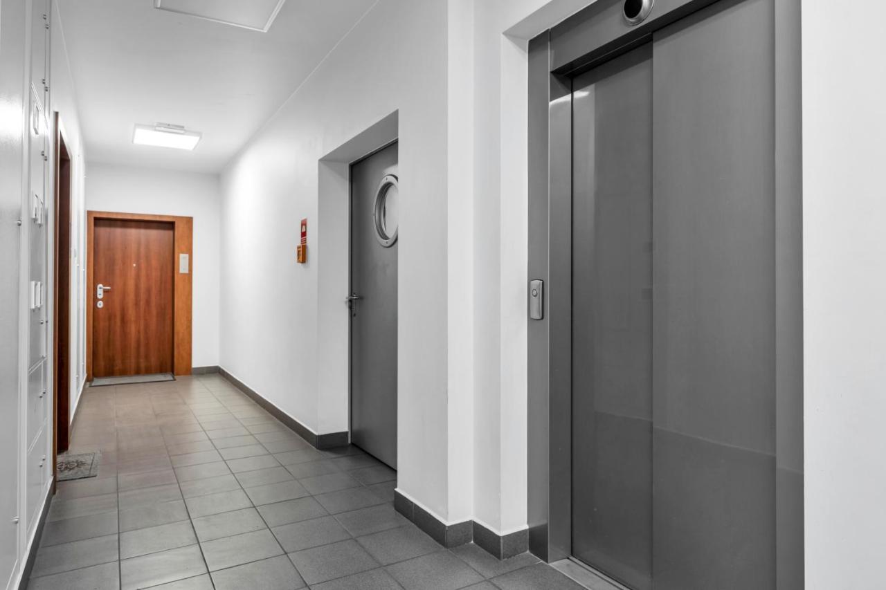 1Br New Apt 20Min Centre Parking Warsaw Exterior photo